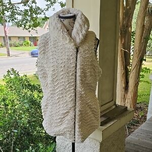 Patagonia Women's Cream Pelage Vest